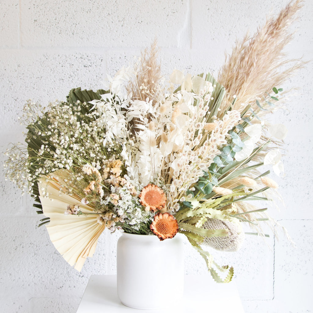 medium dried flower arrangement – houseoflilac