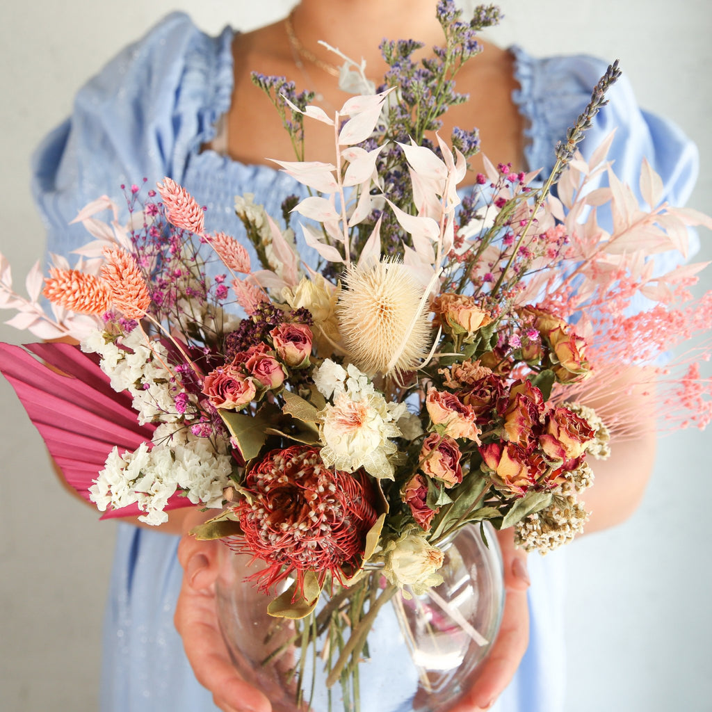 dried flower bud vase arrangement – houseoflilac