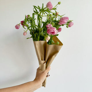 weekly bodega fresh flower bouquet wrap (week of nov 12 butterfly ranunculus)