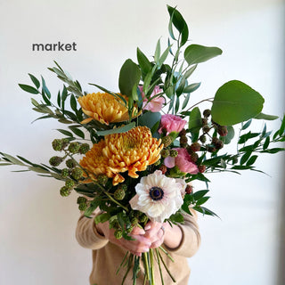 fresh flower styled bouquet wrap subscription